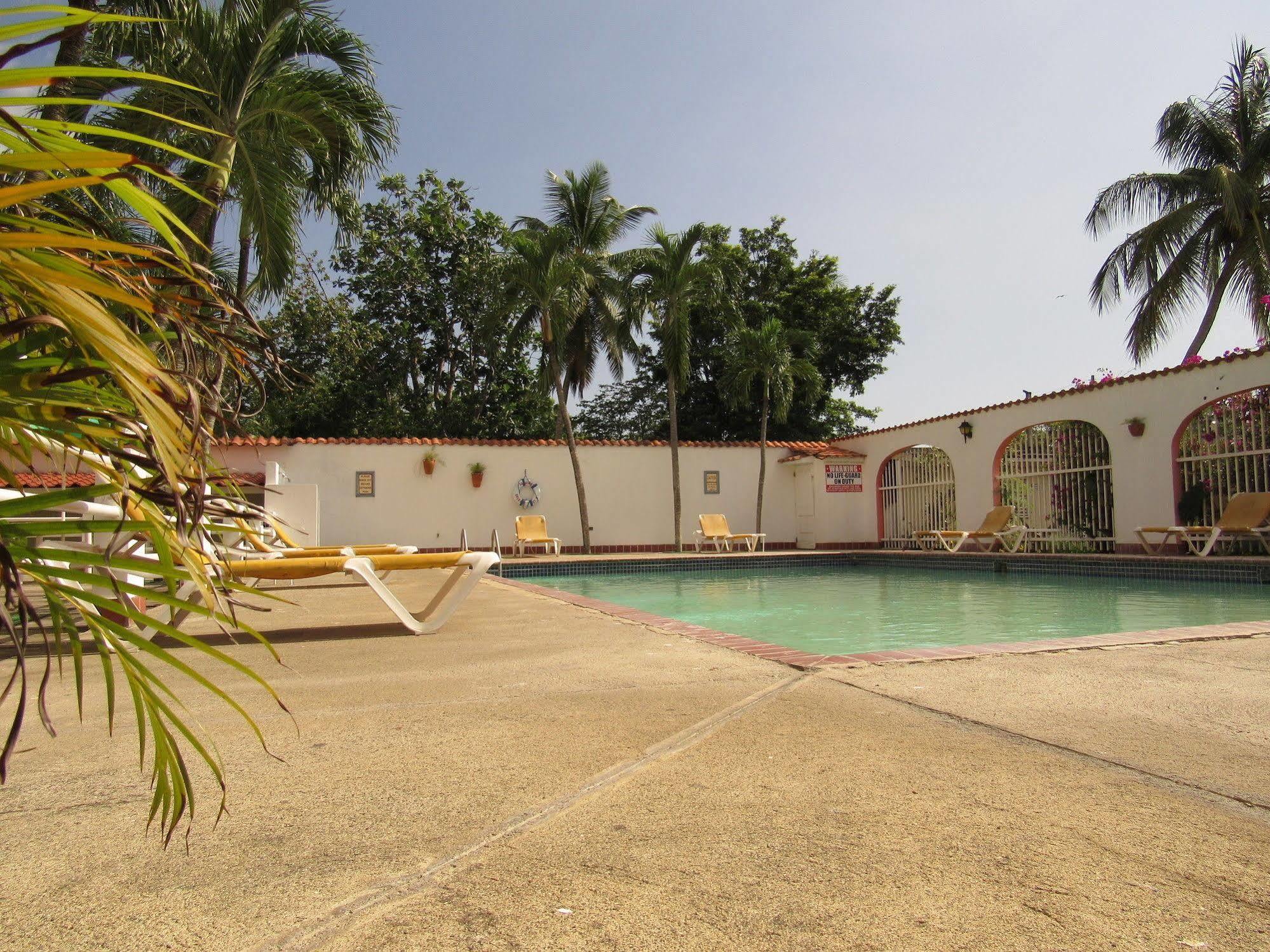 Hotel Perichi's Cabo Rojo Buitenkant foto